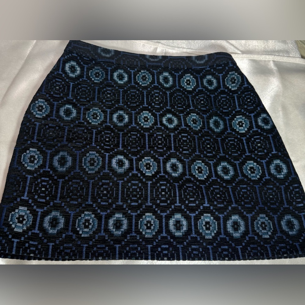 Zara‎ Black and Blue Geometric Mini Skirt - Picture 12 of 12